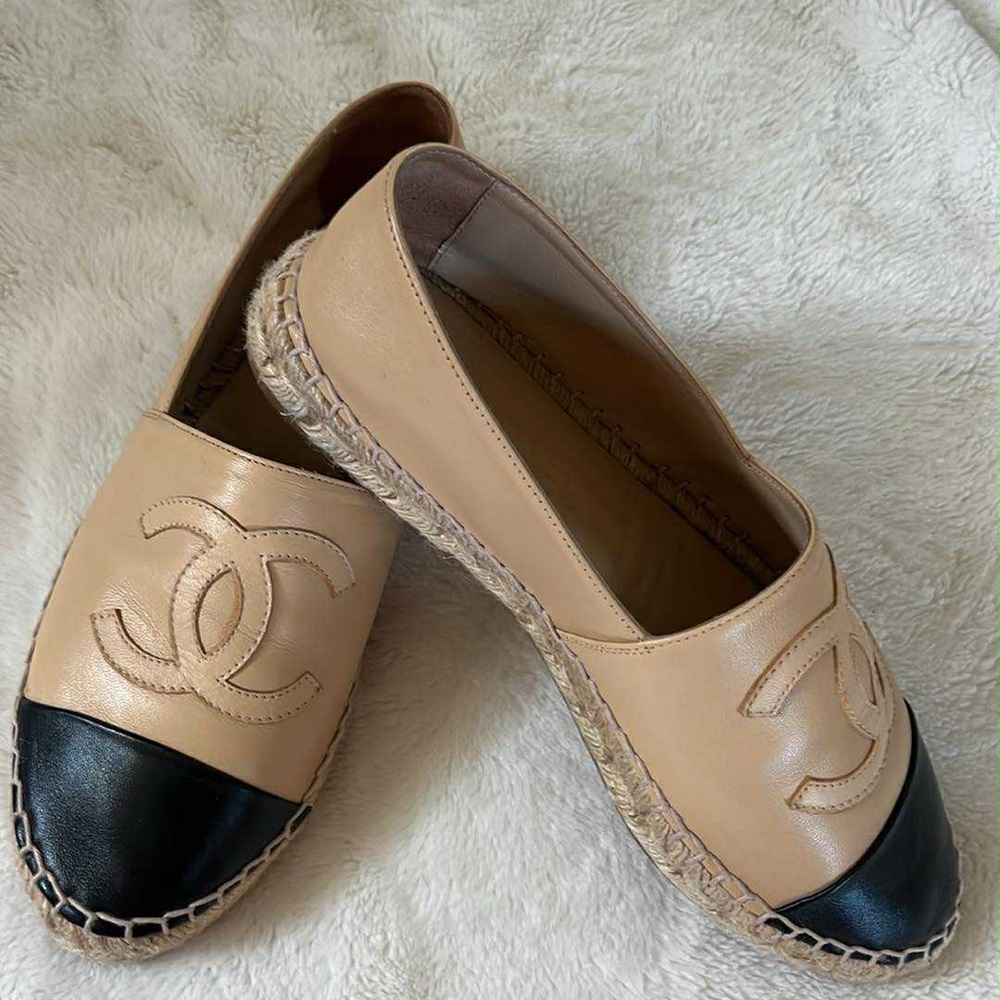 CHANEL Cream and Black Espadrilles with Iconic CC Logo